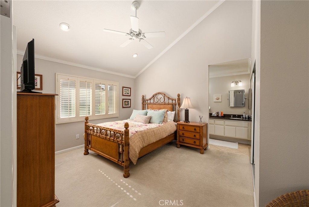 MLS #OC26007492 image #9