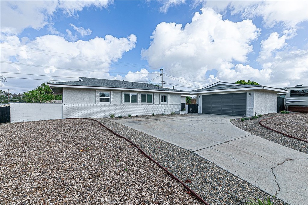 3286 Fair Oaks Drive, Santa Maria, CA 93455