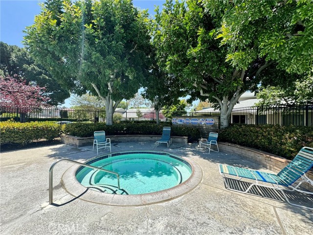 Detail Gallery Image 15 of 17 For 2526 S Laurelwood #117,  Santa Ana,  CA 92704 - 2 Beds | 1 Baths
