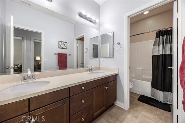 Detail Gallery Image 30 of 52 For 26261 Santiago Canyon, Corona,  CA 92883 - 5 Beds | 4/1 Baths