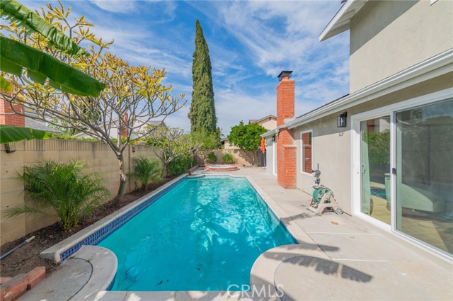 921 Azalea Avenue, Placentia CA: https://media.crmls.org/medias/15ad0620-cf70-4ddc-894f-cca185098928.jpg