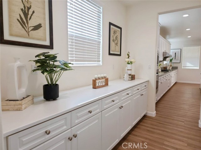 Detail Gallery Image 7 of 16 For 3001 E Oak Knoll, Ontario,  CA 91761 - 5 Beds | 4/1 Baths