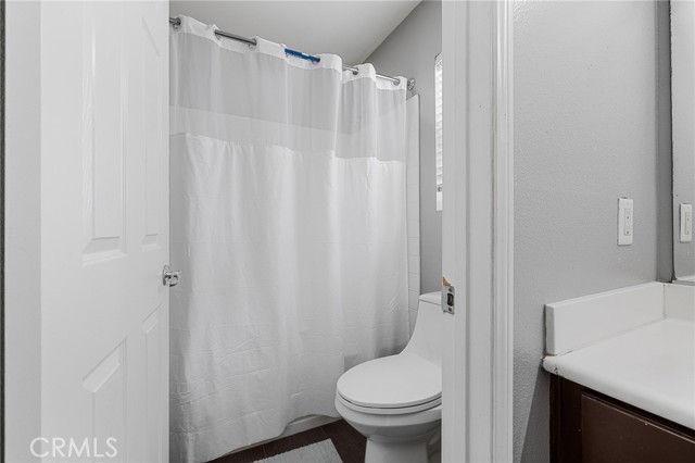 Detail Gallery Image 36 of 58 For 26426 Cardinal Dr, Canyon Country,  CA 91387 - 5 Beds | 4 Baths