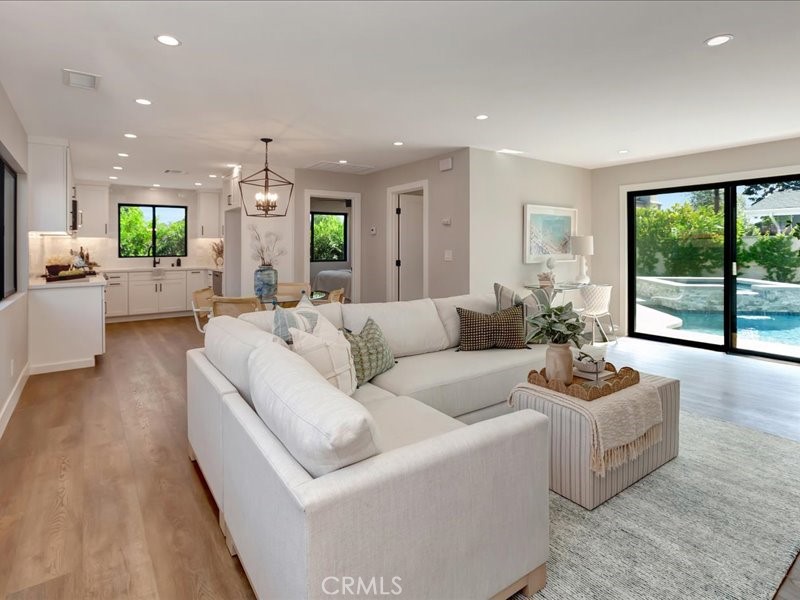 MLS #OC25223093 image #21