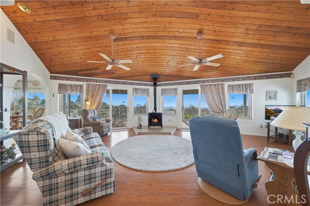 Detail Gallery Image 11 of 55 For 39275 Chaparral, Temecula,  CA 92592 - 4 Beds | 4 Baths