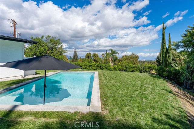 Detail Gallery Image 41 of 53 For 5700 El Canon Ave, Woodland Hills,  CA 91367 - 3 Beds | 3 Baths