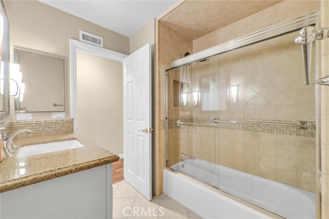 Detail Gallery Image 22 of 31 For 11 Hidalgo, Irvine,  CA 92620 - 4 Beds | 2/1 Baths