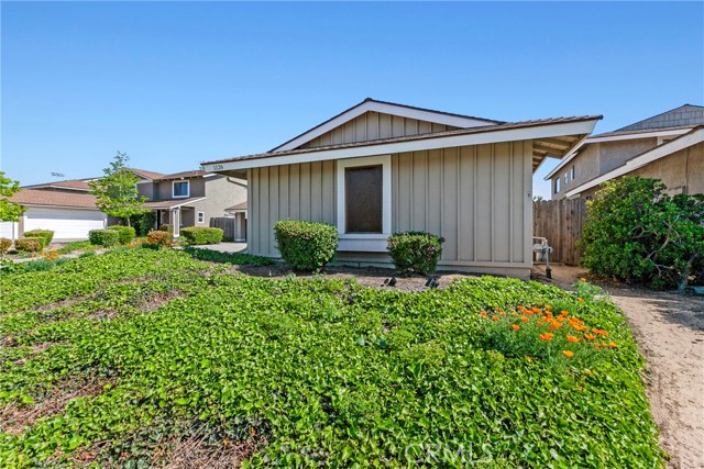 Detail Gallery Image 28 of 28 For 1126 E Foster Rd #B,  Santa Maria,  CA 93455 - 3 Beds | 2/1 Baths