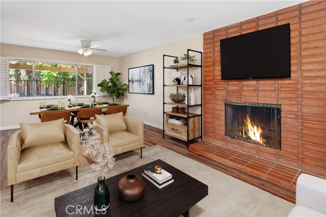 Detail Gallery Image 5 of 15 For 7280 Darnoch Way, West Hills,  CA 91307 - 4 Beds | 3 Baths