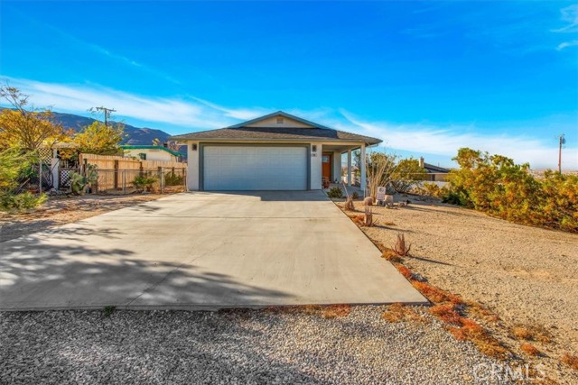 Detail Gallery Image 1 of 41 For 7410 Sherman Hoyt Ave, Twentynine Palms,  CA 92277 - 2 Beds | 2 Baths