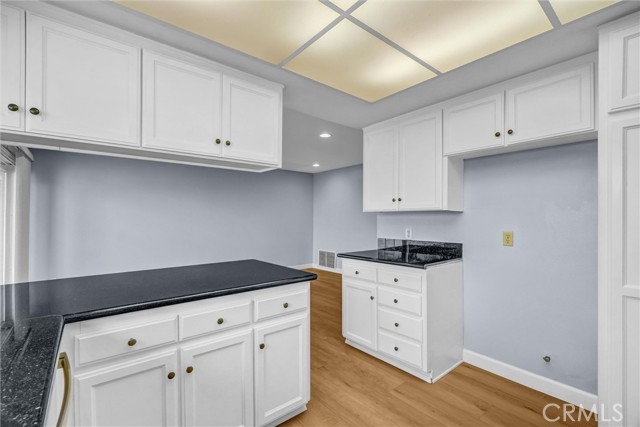 Detail Gallery Image 8 of 36 For 46 Shooting Star, Irvine,  CA 92604 - 4 Beds | 2/1 Baths