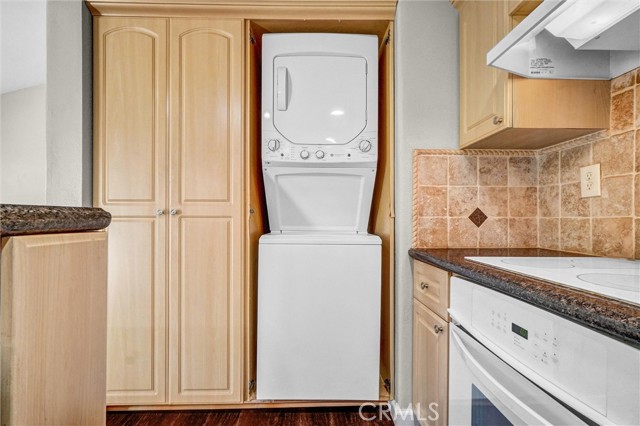 23302 La Mar, Mission Viejo CA: https://media.crmls.org/medias/15b472ca-7e4d-44b9-9359-9a136f8968e3.jpg