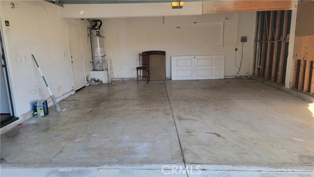 Detail Gallery Image 10 of 12 For 868 Pathfinder Way, Corona,  CA 92878 - 3 Beds | 2/1 Baths