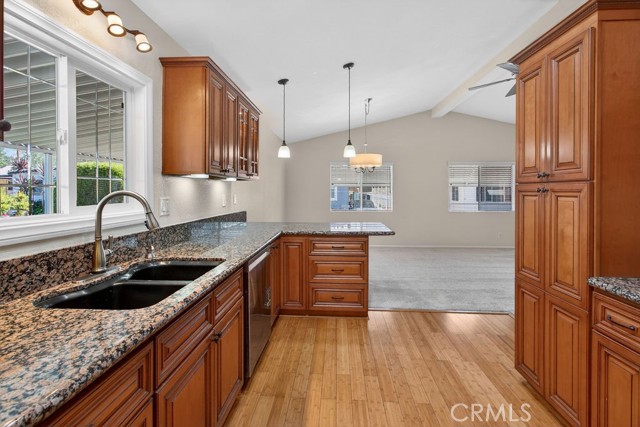 Detail Gallery Image 11 of 35 For 24921 Muirlands Bld #58,  Lake Forest,  CA 92630 - 3 Beds | 2 Baths