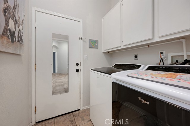 42708 Mountain Shadow Road, Murrieta CA: https://media.crmls.org/medias/15b5c90a-3423-4453-80eb-ac4148c40467.jpg