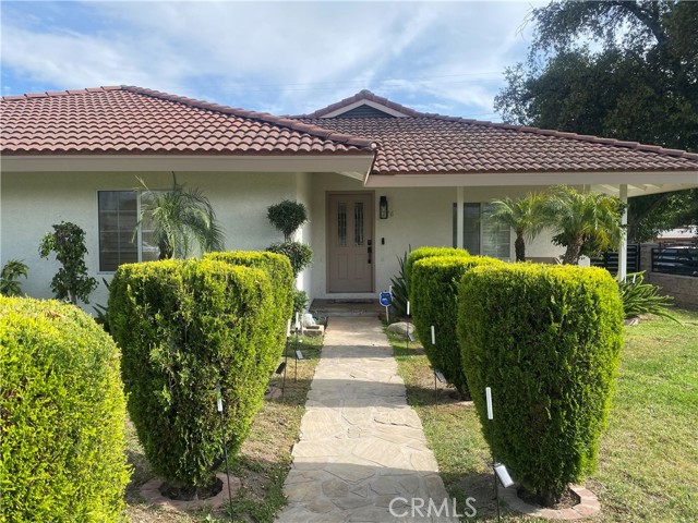 Detail Gallery Image 7 of 19 For 1776 San Bernardino Ave, Pomona,  CA 91767 - 4 Beds | 2 Baths