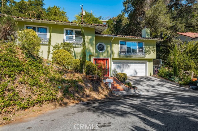 2921 Graceland Way photo 1
