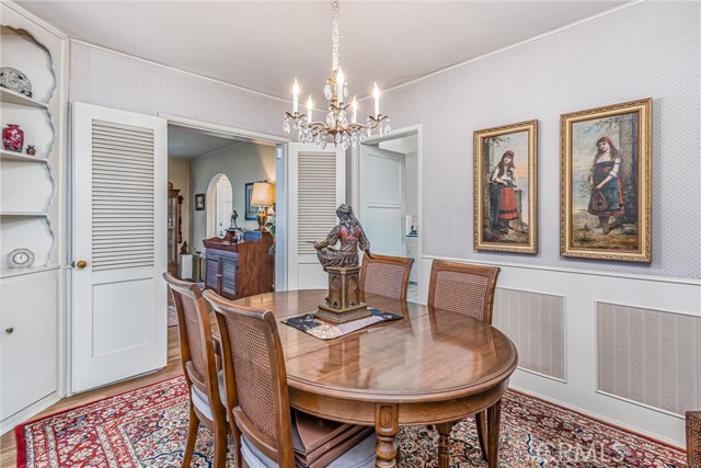 838 838 College Ave, Redlands CA: https://media.crmls.org/medias/15b696fe-73a9-4734-94c6-bfebd4f3f62b.jpg