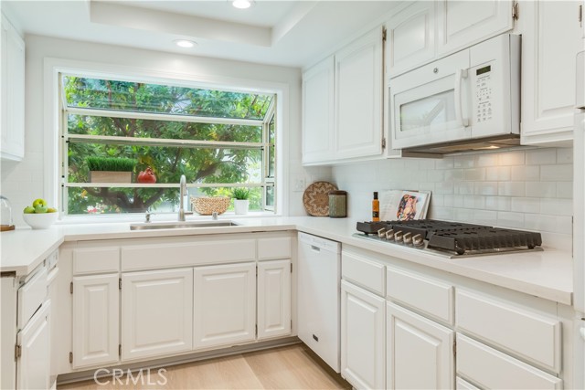 33 Cypress Way, Rolling Hills Estates, California 90274, 3 Bedrooms Bedrooms, ,2 BathroomsBathrooms,Residential,Sold,Cypress,PV23075846