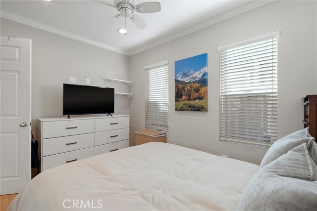 Back unit bedroom