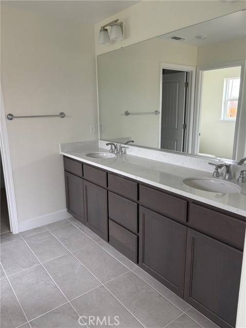 Detail Gallery Image 14 of 16 For 2655 Wesley Way, Chico,  CA 95973 - 4 Beds | 3 Baths