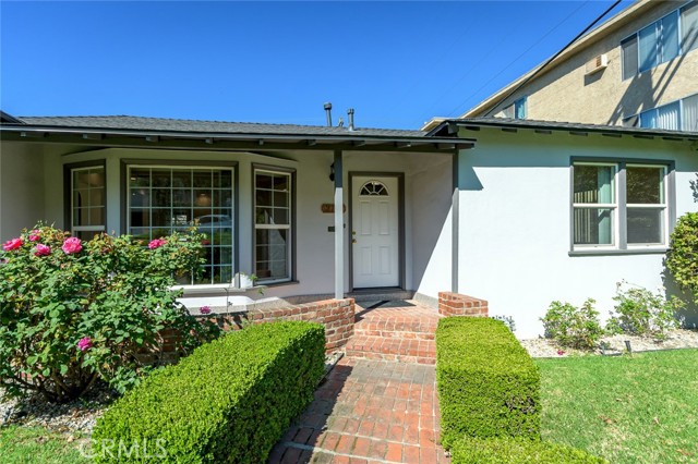 Detail Gallery Image 8 of 58 For 2111 N Verdugo, Glendale,  CA 91208 - 2 Beds | 2 Baths