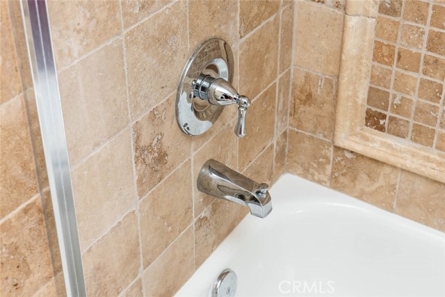 Detail Gallery Image 46 of 51 For 6 Roseleaf, Irvine,  CA 92620 - 5 Beds | 3/1 Baths