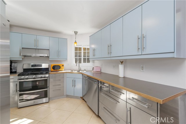 Detail Gallery Image 11 of 39 For 10480 Bryan St, Riverside,  CA 92505 - 3 Beds | 2 Baths