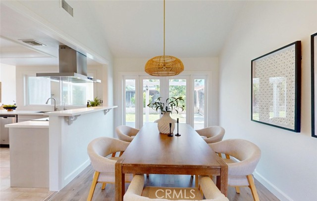 Detail Gallery Image 13 of 30 For 14751 Foxcroft, Tustin,  CA 92780 - 4 Beds | 2 Baths