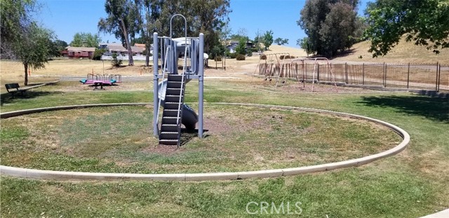 Detail Gallery Image 41 of 45 For 1954 Brook Ln., Paso Robles,  CA 93446 - 4 Beds | 3 Baths