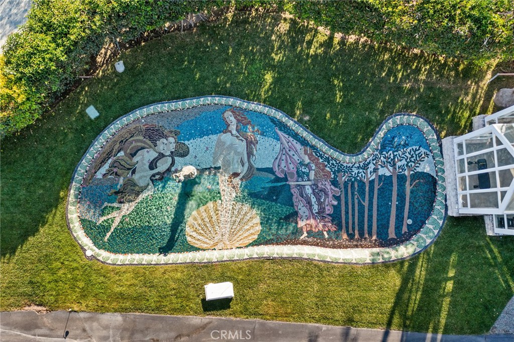 https://media.crmls.org/medias/15baa8d1-d272-490f-9433-74ec0e5b4170.jpg?preset=X-Large