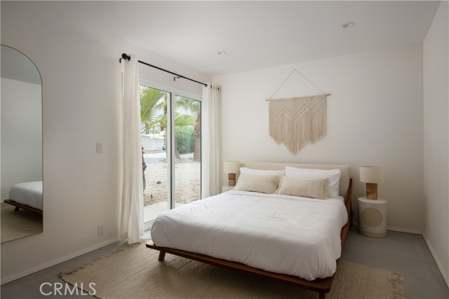 Detail Gallery Image 17 of 42 For 4995 E Cherry Hills Dr, Palm Springs,  CA 92264 - 3 Beds | 2 Baths