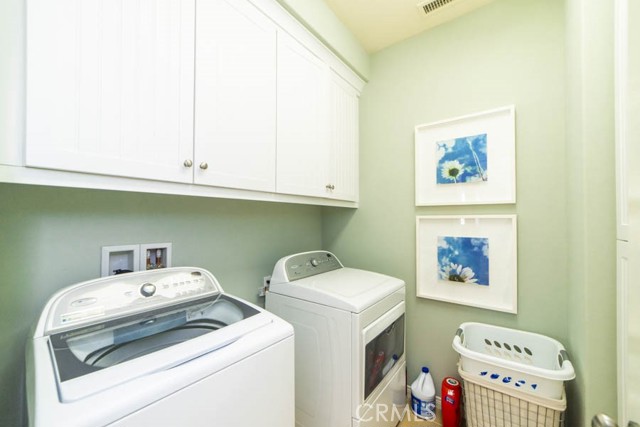 Detail Gallery Image 26 of 34 For 70 Cipresso, Irvine,  CA 92618 - 3 Beds | 2/1 Baths