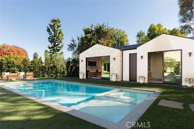 Detail Gallery Image 55 of 62 For 19026 Sprague St, Tarzana,  CA 91356 - 6 Beds | 6/1 Baths