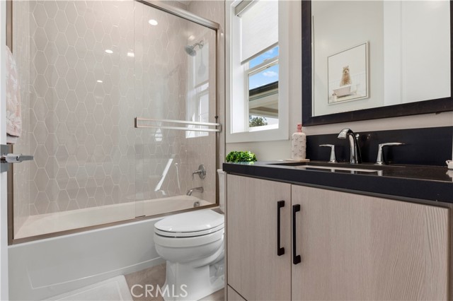 Image 19 of 31 For 440 Riverbend