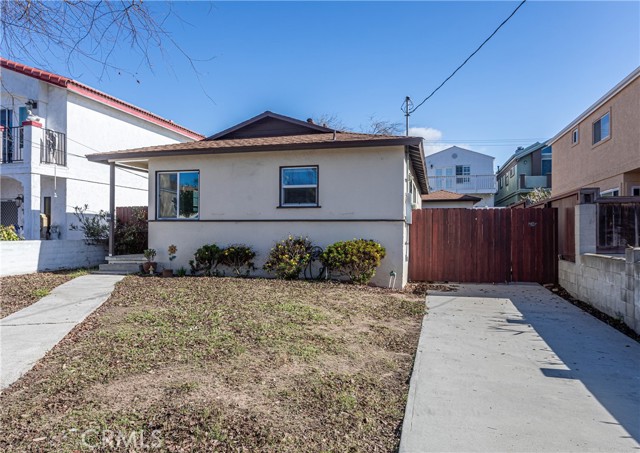 1606 Steinhart Avenue, Redondo Beach, California 90278, 3 Bedrooms Bedrooms, ,1 BathroomBathrooms,Residential,For Sale,Steinhart,BB25027530