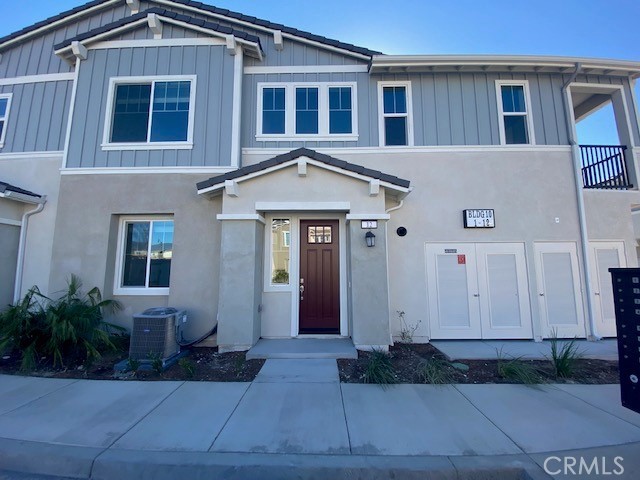 Detail Gallery Image 1 of 1 For 16681 Wyndham Ln #9,  Fontana,  CA 92336 - 1 Beds | 1/1 Baths