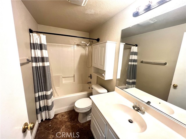 361 Adirondack Drive, Corona CA: https://media.crmls.org/medias/15be85e5-46a5-4eaf-ba45-75b23b16a41b.jpg