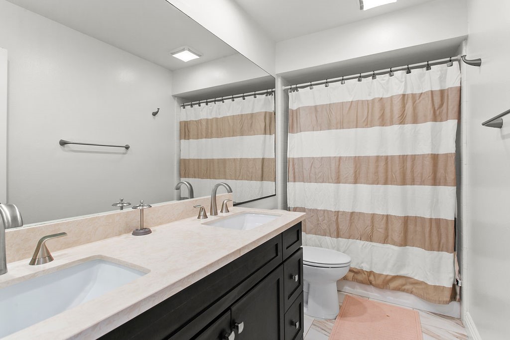 Detail Gallery Image 24 of 32 For 28602 Silverton Dr, Laguna Niguel,  CA 92677 - 4 Beds | 3/1 Baths