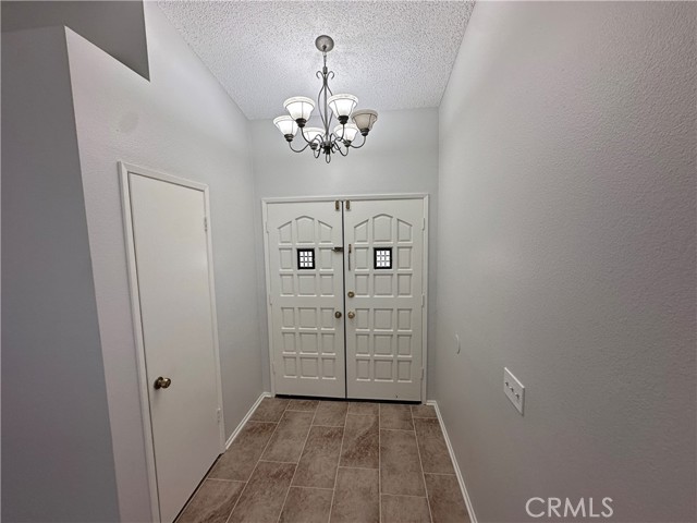 6410 Kettle Peak Place, Rancho Cucamonga CA: https://media.crmls.org/medias/15bf585a-6e2b-45ad-9127-f84d97c2b853.jpg