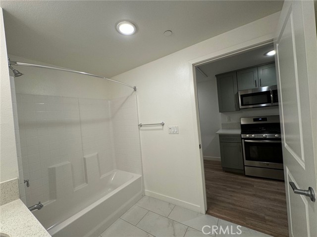 Detail Gallery Image 9 of 16 For 1025 S Berendo St #307,  Los Angeles,  CA 90006 - 0 Beds | 1 Baths