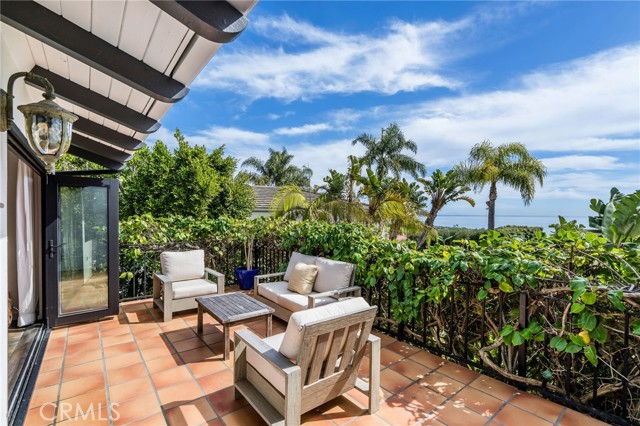 24743 Vantage Point Terrace, Malibu CA: https://media.crmls.org/medias/15bfba0a-6f41-41b5-90d9-c66741265373.jpg