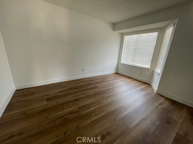 Detail Gallery Image 11 of 12 For 1009 Symeron Ct, Perris,  CA 92570 - 4 Beds | 2 Baths