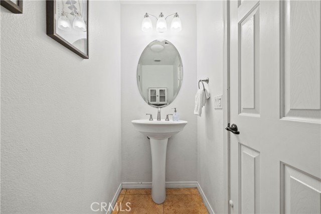 28507 Herrera Street, Valencia CA: https://media.crmls.org/medias/15c04a60-6f67-4d0c-952b-3d9c8673667f.jpg