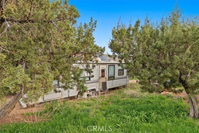 Detail Gallery Image 17 of 40 For 32301 Angeles Forest, Palmdale,  CA 93550 - 2 Beds | 1 Baths