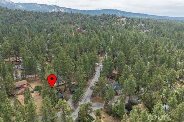 300 Shakespeare Lane, Big Bear City, California 92314, 2 Bedrooms Bedrooms, ,1 BathroomBathrooms,Single Family Residence,For Sale,Shakespeare,EV24112300