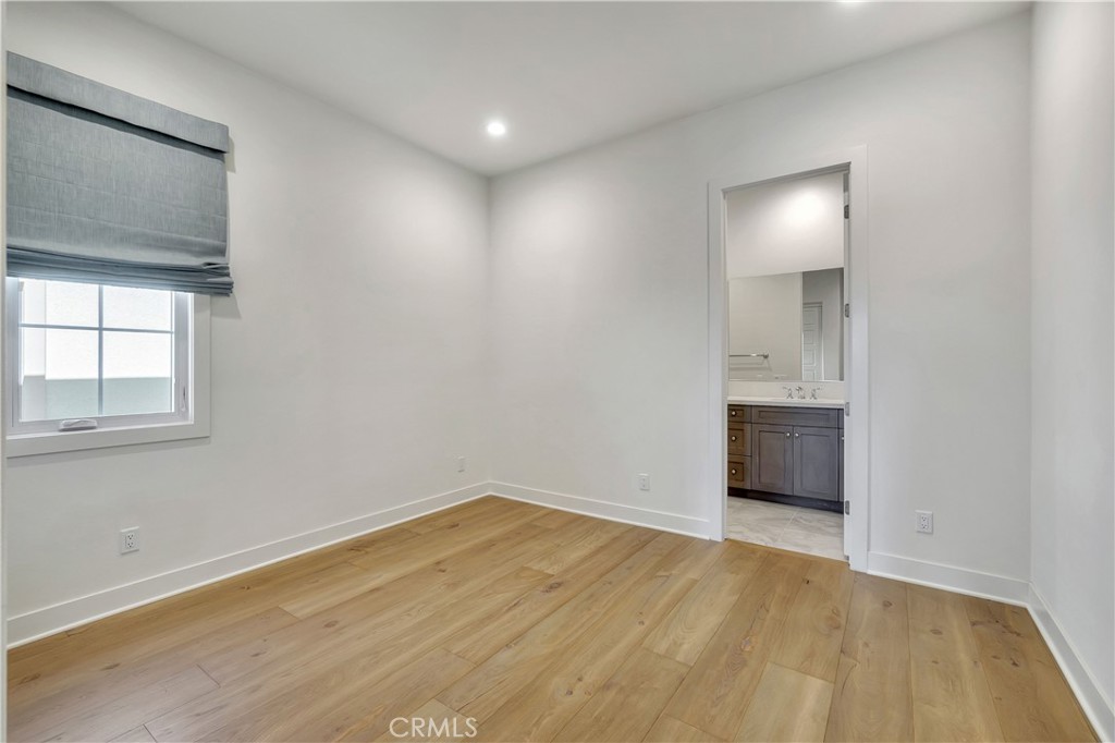 MLS #OC26144295 image #33