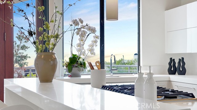 741 Marlin, Laguna Beach CA: https://media.crmls.org/medias/15c1ba4a-8a82-4b2b-a58c-ea43b59b5961.jpg