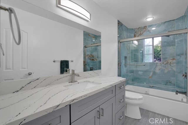 1913 Farrell Avenue, Redondo Beach, California 90278, 4 Bedrooms Bedrooms, ,3 BathroomsBathrooms,Residential,Sold,Farrell,SB23173425