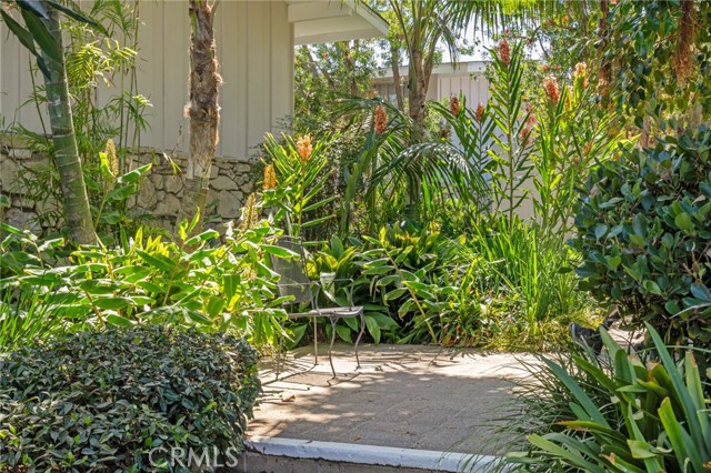 4040 Grand View Blvd, Los Angeles CA: https://media.crmls.org/medias/15c4b567-70a5-4281-8ba6-7922bed91f27.jpg
